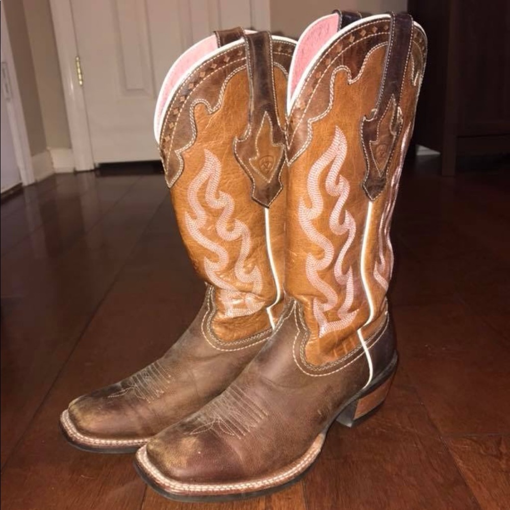 Women’s Ariat Crossfire Caliente Boots